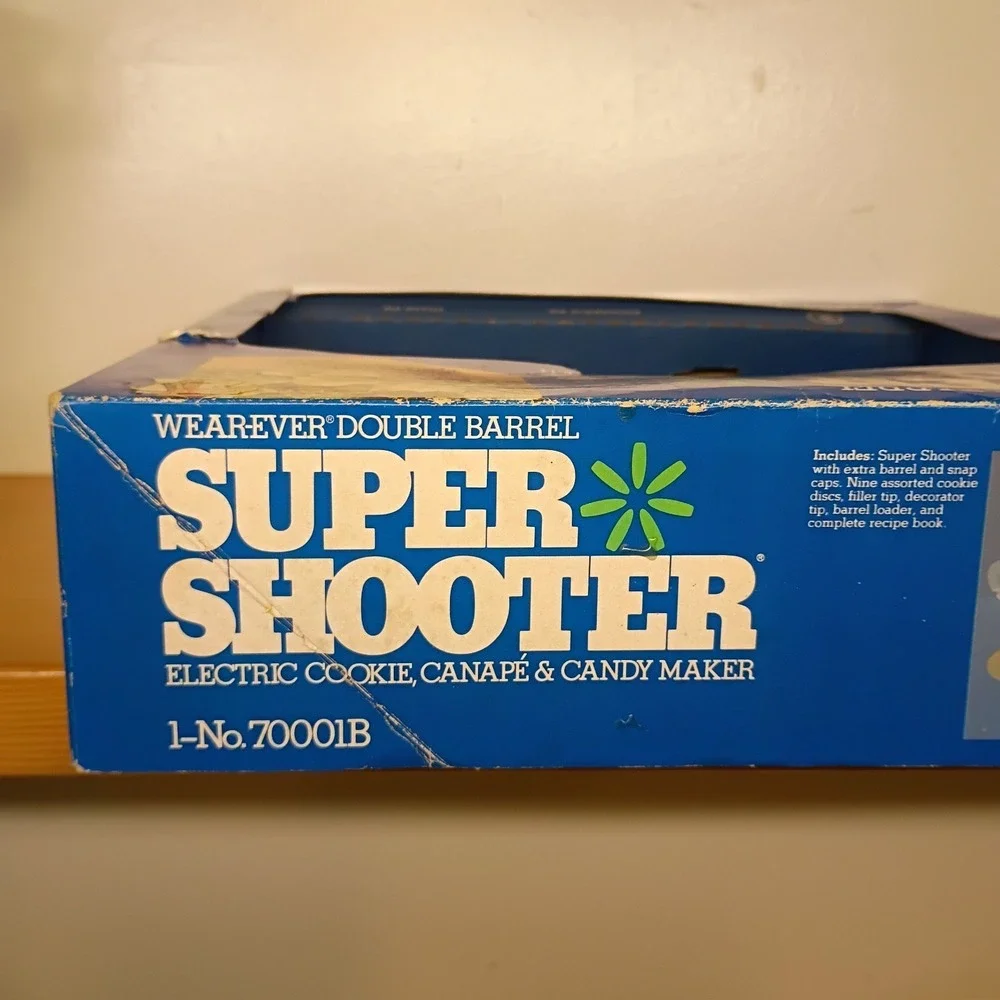 Vintage WearEver Double Barrel Super Shooter Electric Cookie Maker 70001B